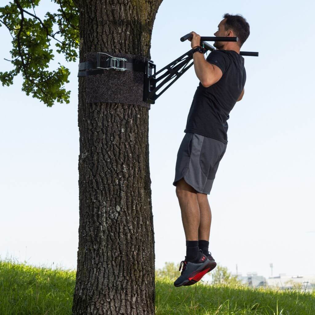 Barre de traction et barre de dips mobiles pour l'entraînement en extérieur, plus de 35 exercices, unique au monde