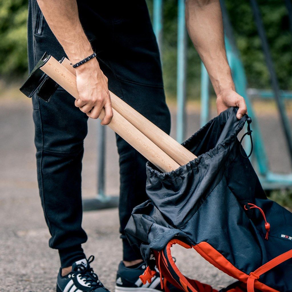 Wooden parallettes with ergonomic handle, low or medium version
