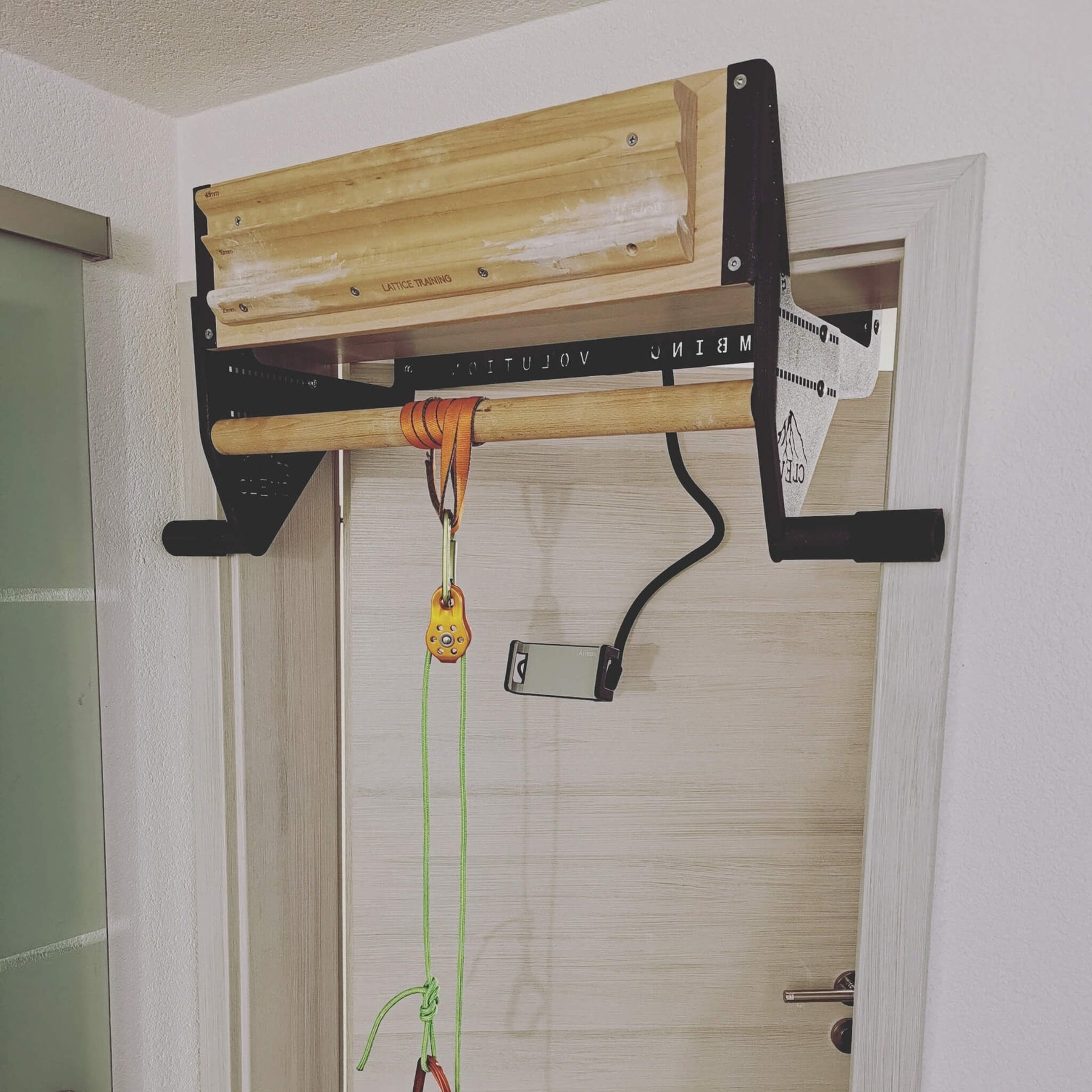 Doorway Hangboard Pullup Bar For Fingerboard and Climbing Gear