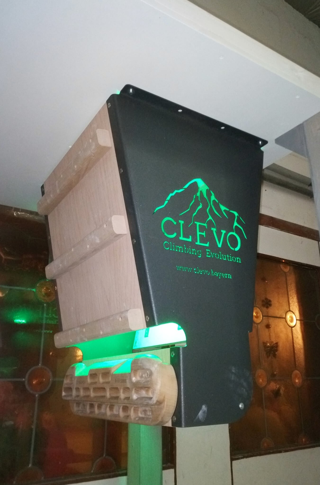 CLEVO XL: Profi Klettermodul für Decke für Campus- und Hangboard, Griffe und Klimmzugstange